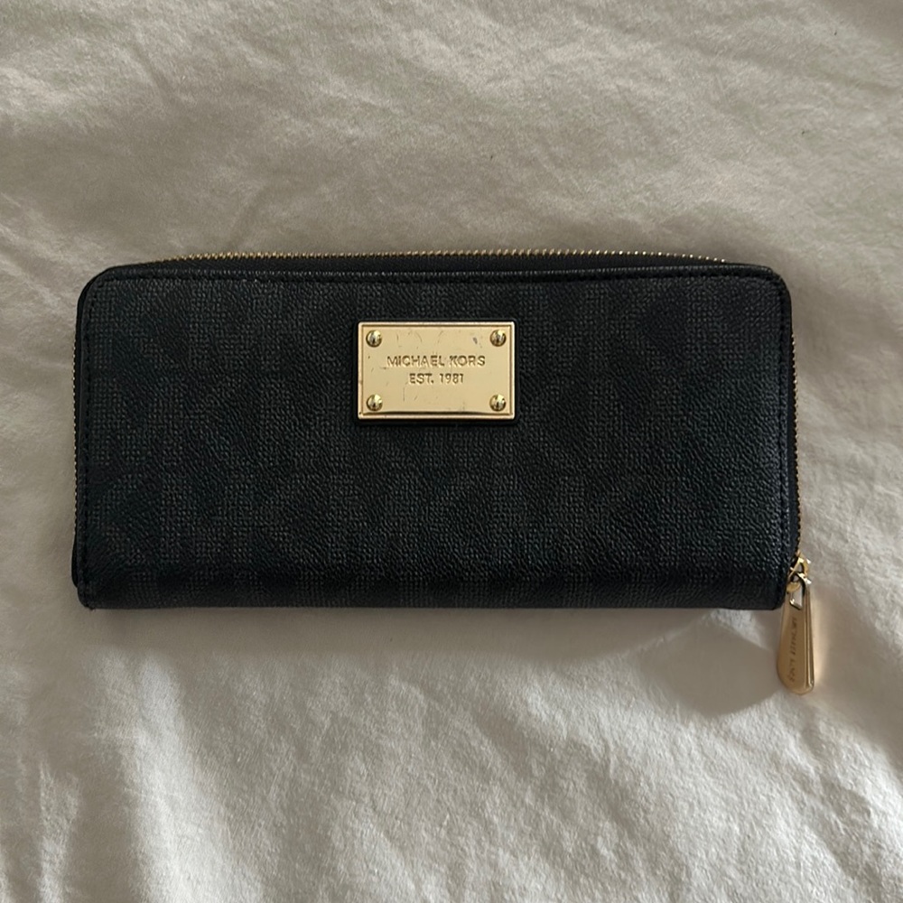 Michael Kors black wallet
